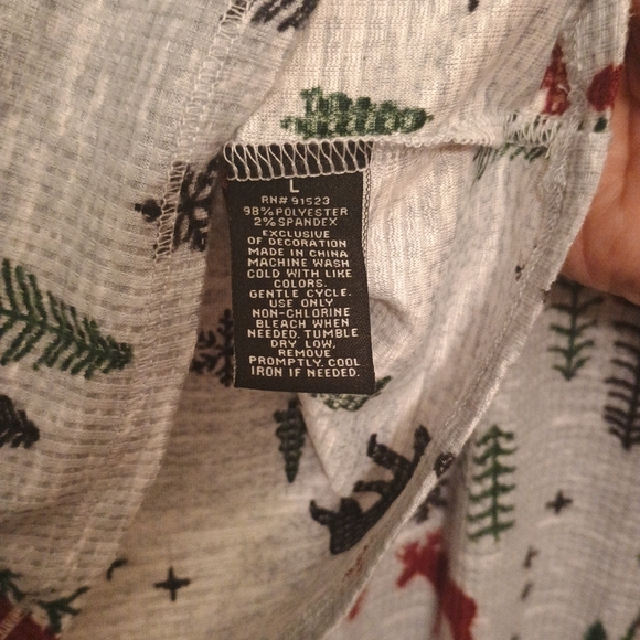 Kids Holiday Pajama Set - Gray with Red and Green - Picture 6 of 8